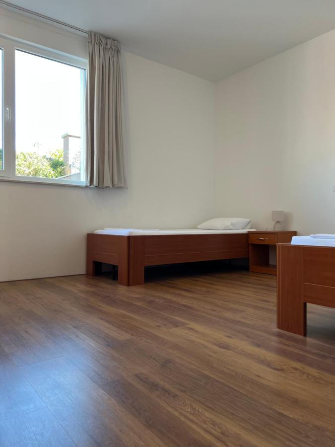 Apartments Angela 策萨利卡 外观 照片